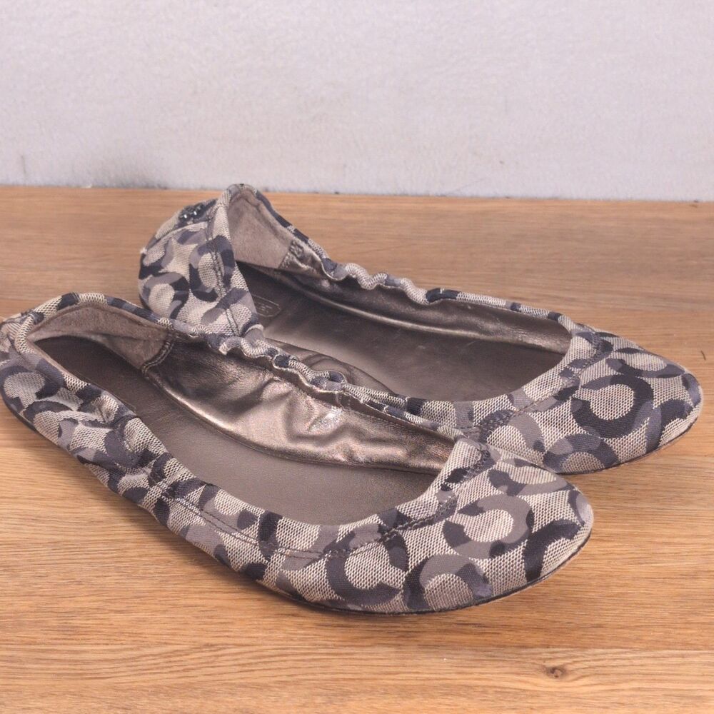 Coach Aly Women's 8 Ballet Flats Tan Gray Signature C Logo Canvas Slip-On